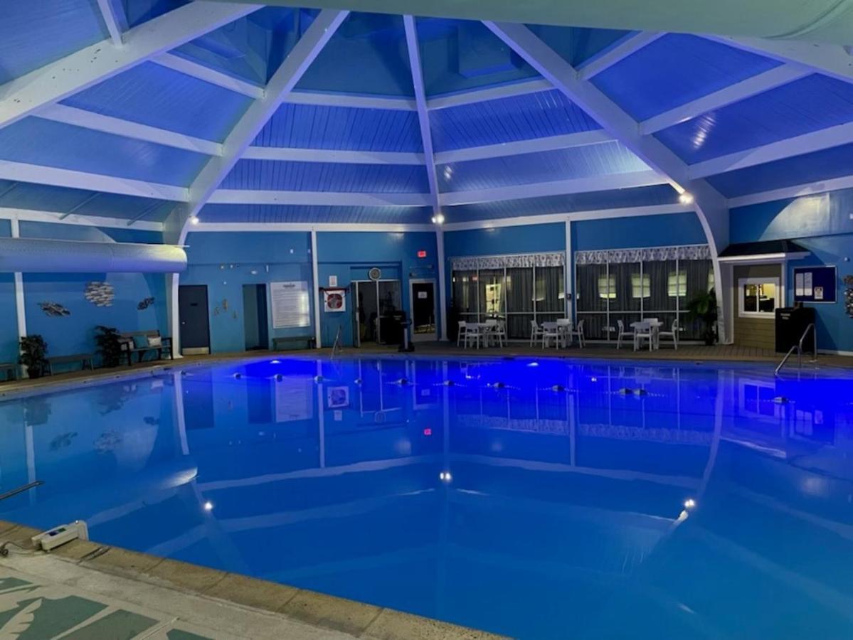 Fun Home 4 Endless Enjoyment With Game Room & Hot Tub Long Pond Exterior photo