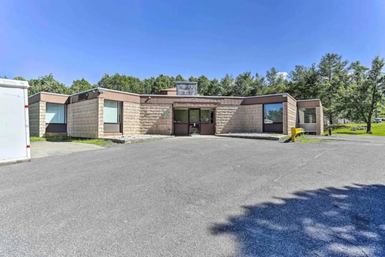 Fun Home 4 Endless Enjoyment With Game Room & Hot Tub Long Pond Exterior photo
